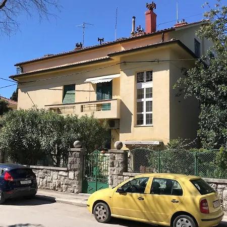 New Apt Near Beaches & Old Town, With Free Parking